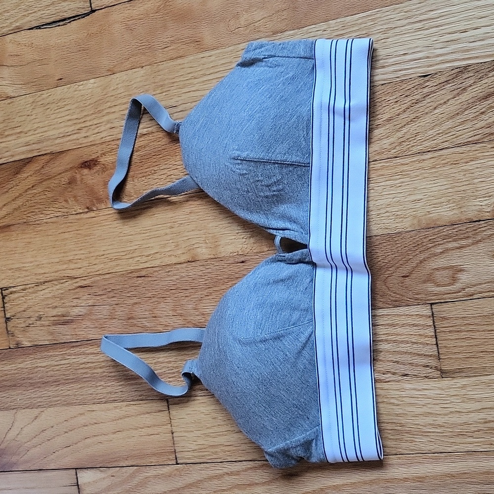 Wireless padded bra